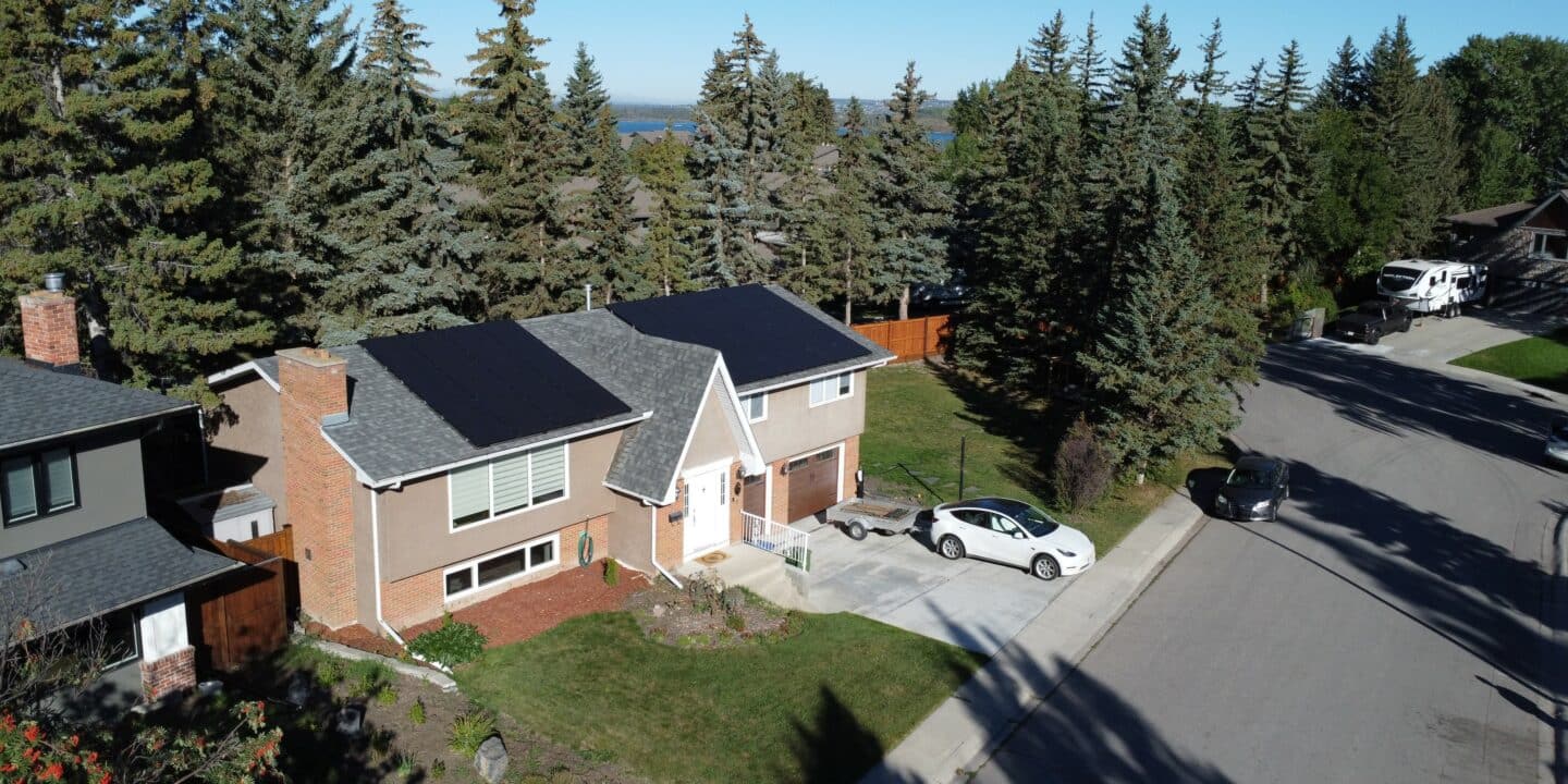 Calgary - 12.15 kW system